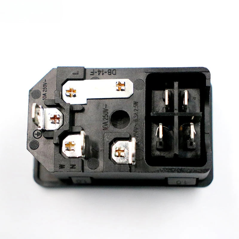 IEC320 C14 POWER SOCKET 10A FUSE ROCKER SWITCH