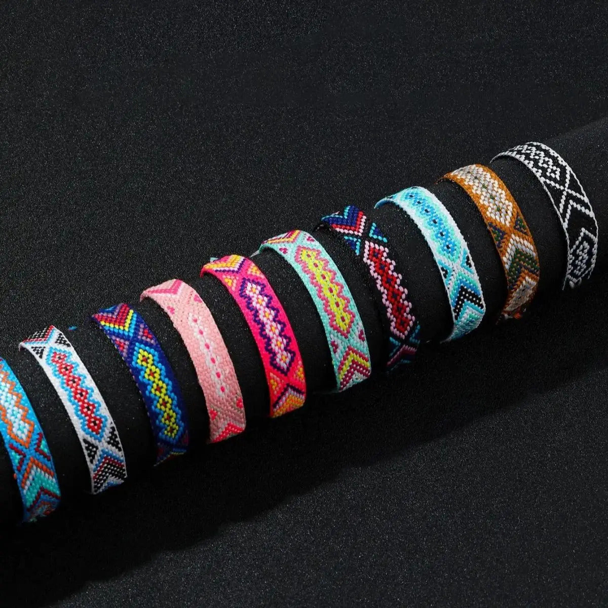 12 x BOHEMIAN NEPAL WOVEN FRIENDSHIP BRACELETS – ADJUSTABLE STRING BRACELETS 05