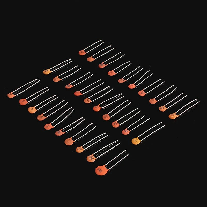 960 x CERAMIC CAPACITOR SET 2pF-0.1uF