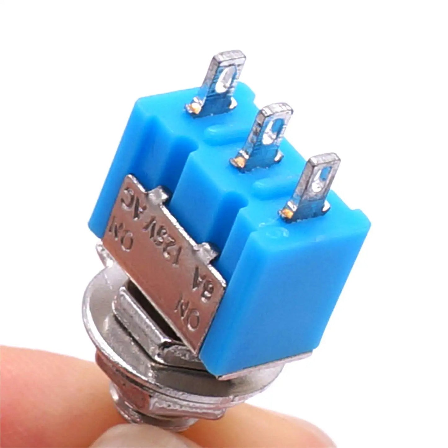 10 x SPDT MINI TOGGLE SWITCH 3 PIN 2 POSSITION ON / ON
